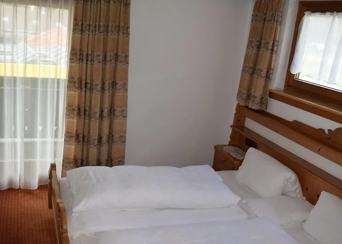 Bergsteiger-zimmer Obermair Pensión Mayrhofen